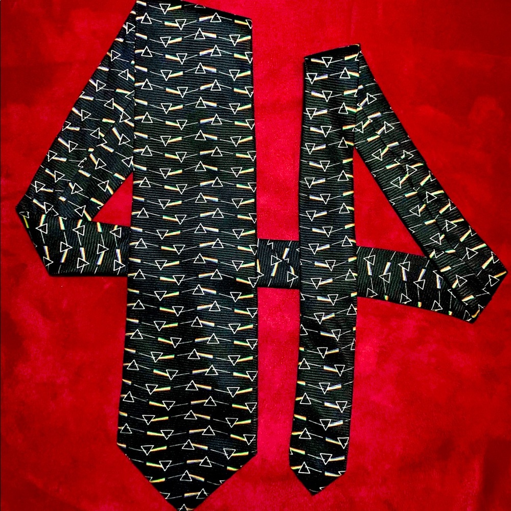 NWOT Pink Floyd Men’s Tie